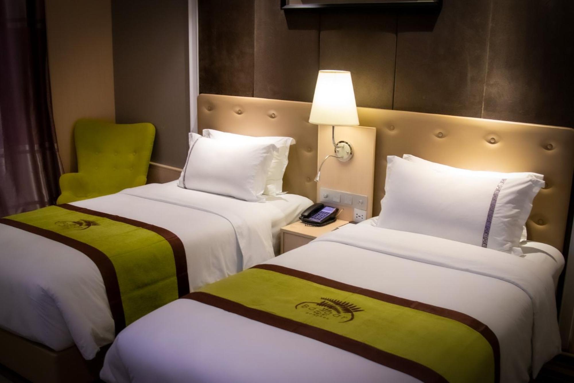 The Bazaar Hotel בנגקוק מראה חיצוני תמונה