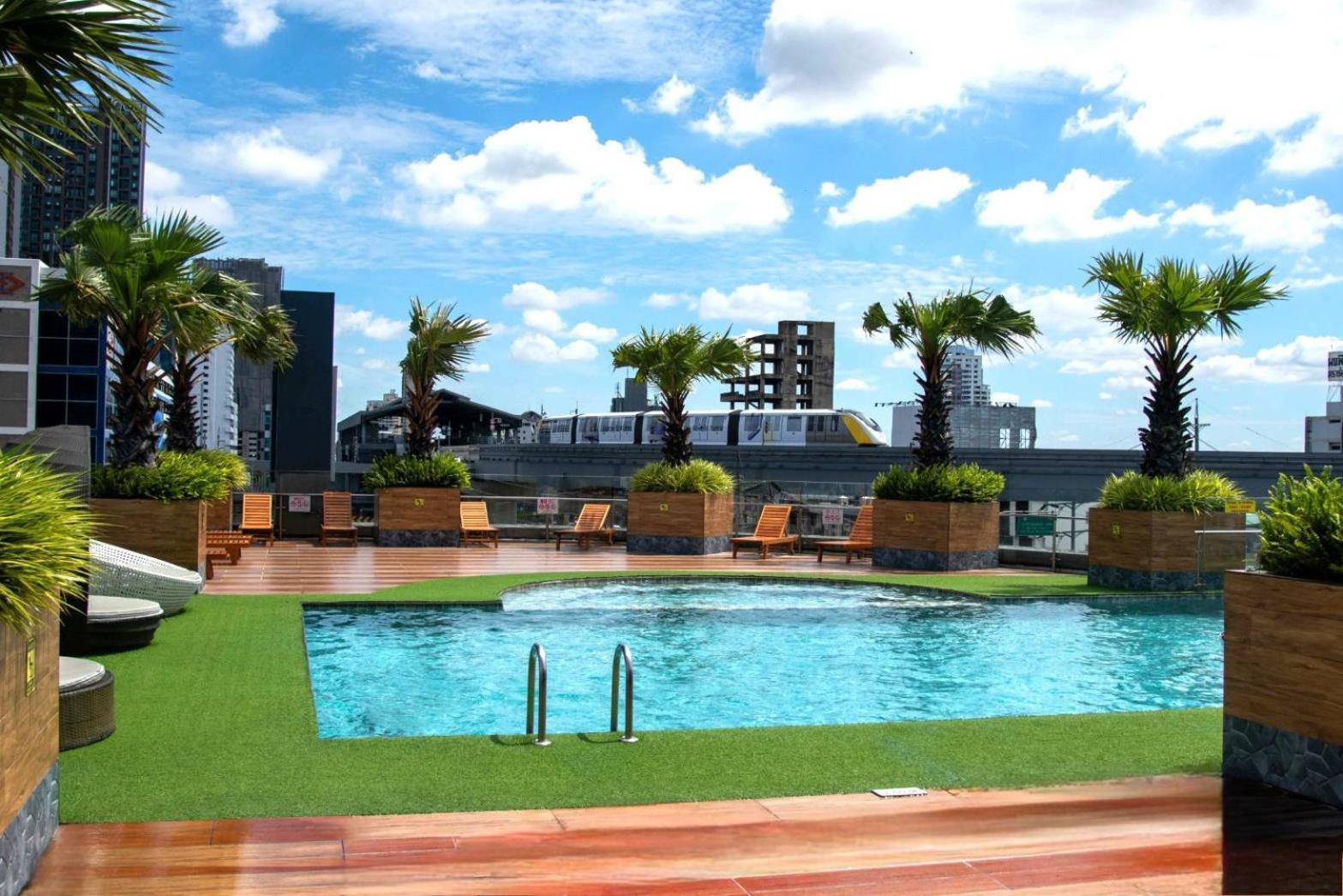 The Bazaar Hotel בנגקוק מראה חיצוני תמונה